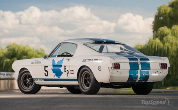 Ford Mustang Shelby GT350 03
